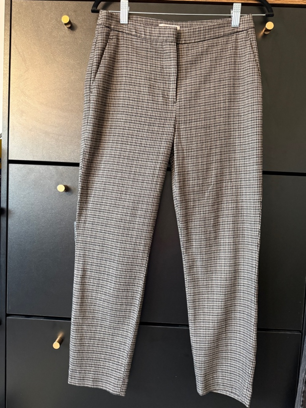 H&M women’s Houndstooth Dress Pants - straight cut ankle pants Black & White